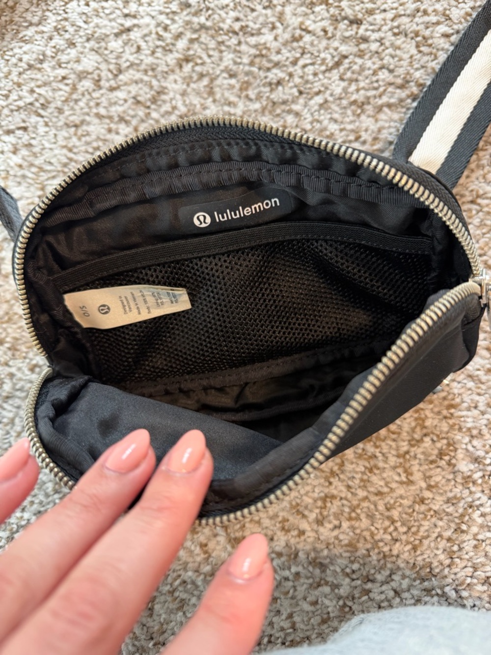 LULULEMON fanny pack - Picture 5 of 7